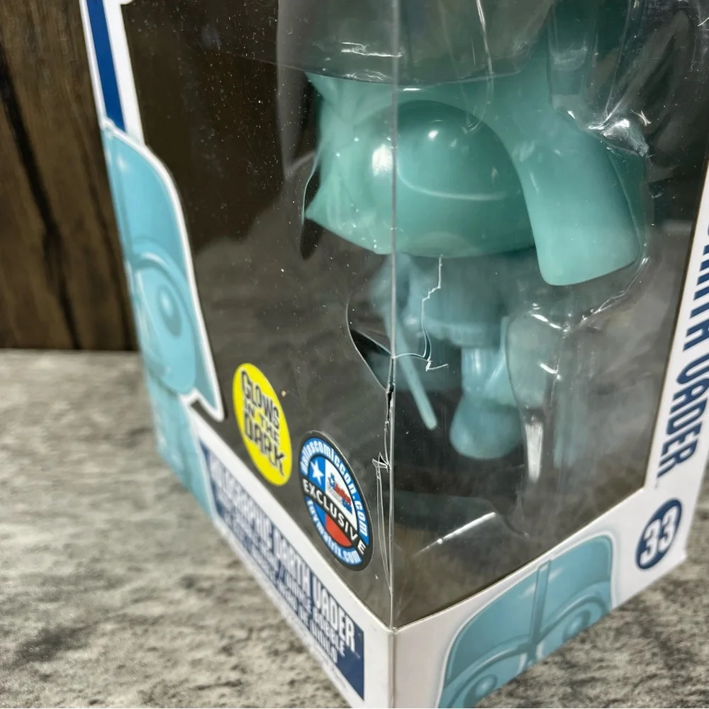 Funko POP! Star Wars: Glow Holographic Darth Vader #33 BOX DAMAGE